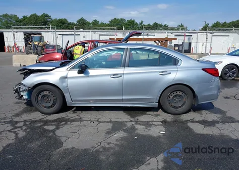 2017 Subaru Legacy 2.5I z USA, uszkodzony, nr VIN 4S3BNAA60H3004112